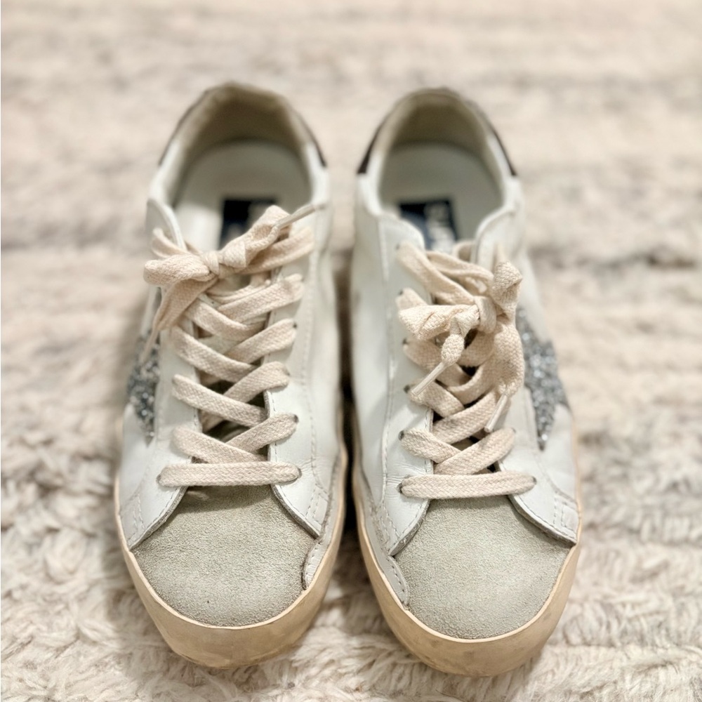 Golden Goose Super-Star Glitter Detail
Low Top Sneaker - Picture 4 of 12